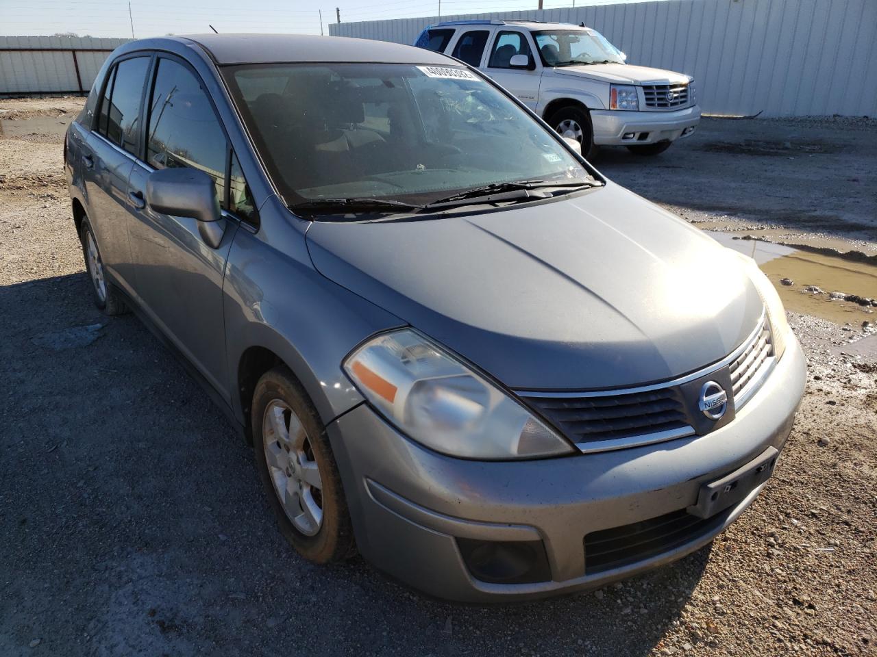NISSAN VERSA S 2008 with VIN 3N1BC11E58L429426 - Photo from auction