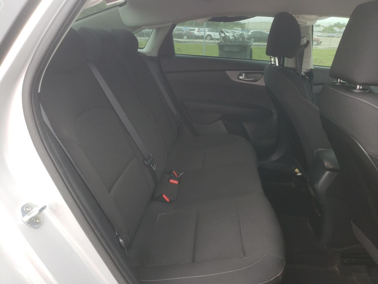 Photo 6 from auction – 2020 KIA FORTE FE with VIN 3KPF24AD0LE211806