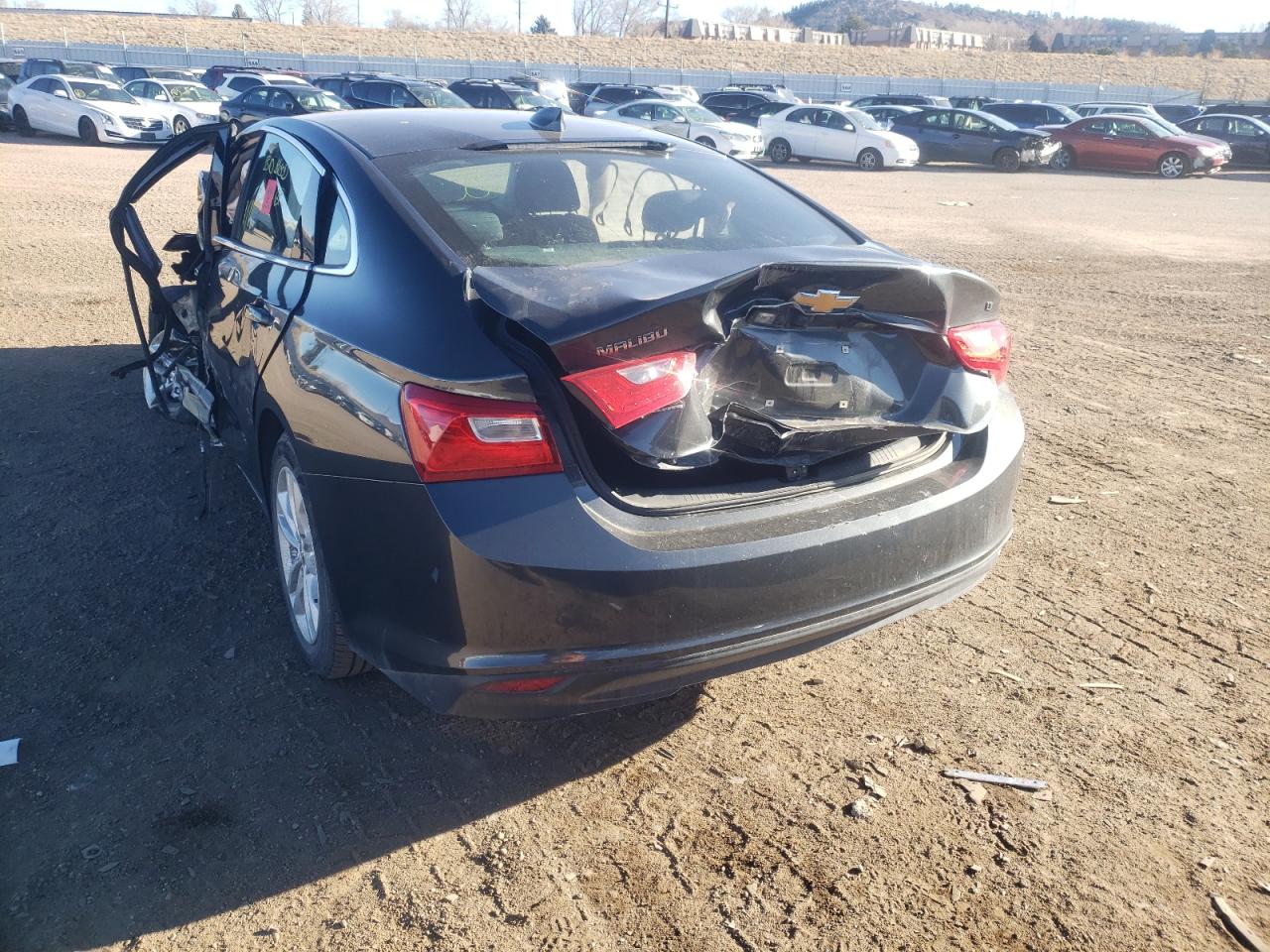 Photo 10 from auction – 2017 CHEVROLET MALIBU LT with VIN 1G1ZE5ST1HF219337