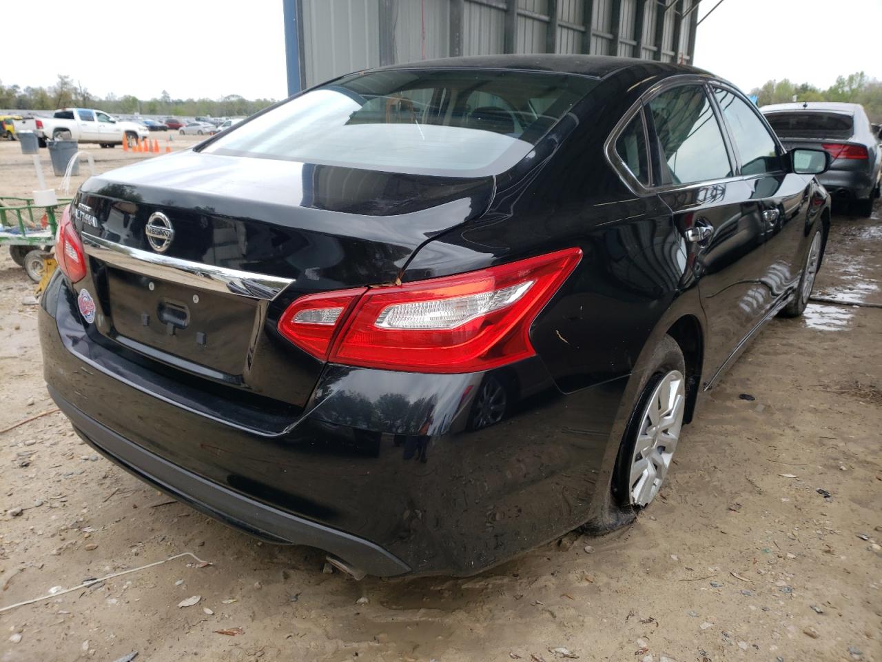 Photo 4 from auction – 2016 NISSAN ALTIMA 2.5 with VIN 1N4AL3AP8GN325071