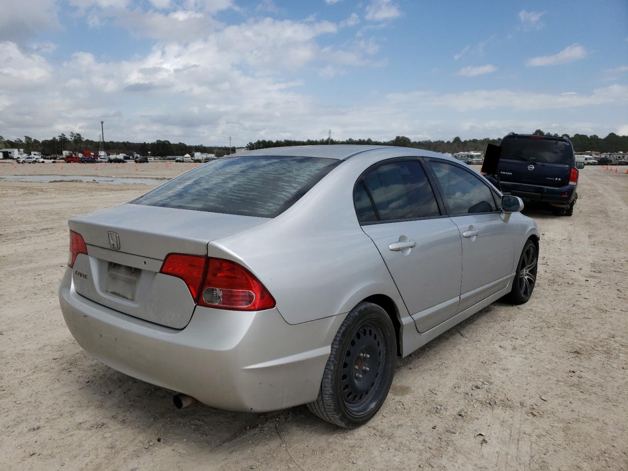 Photo 4 from auction – 2008 HONDA CIVIC LX with VIN 2HGFA16588H342482