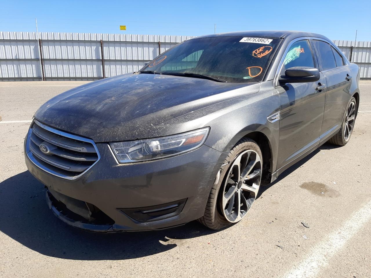Photo 2 from auction – 2015 FORD TAURUS SEL with VIN 1FAHP2E81FG169846