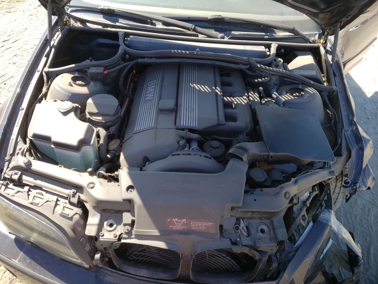 Photo 7 from auction – 2003 BMW 325 I with VIN WBAET37423NJ22581