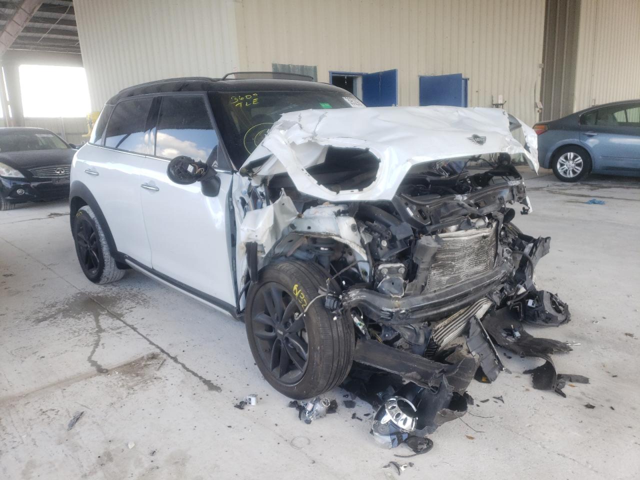 MINI COOPER S C 2015 with VIN WMWZC3C53FWT06569 - Photo from auction