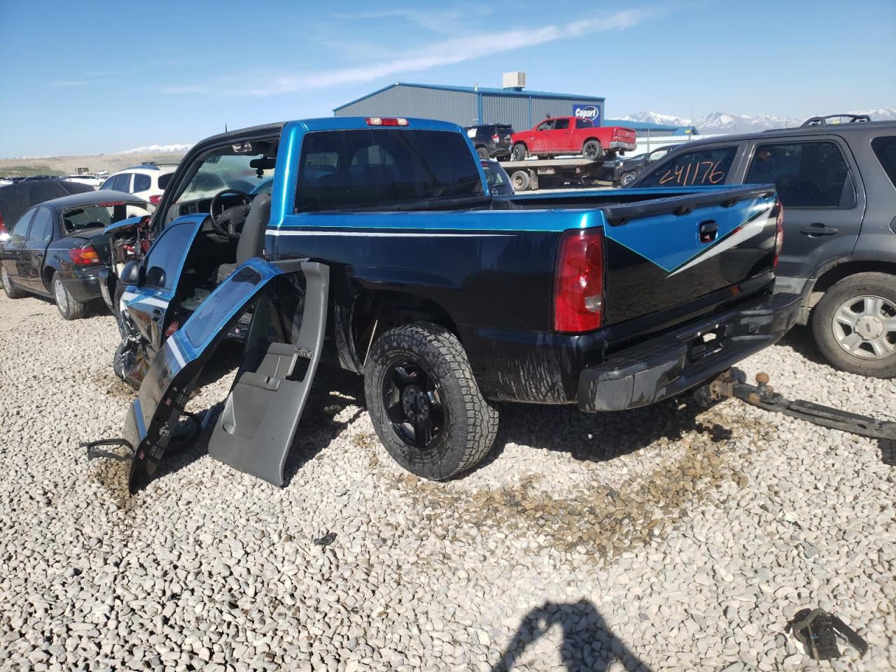 Photo 3 from auction – 2005 CHEVROLET SILVERADO with VIN 1GCEK19Z75Z120193