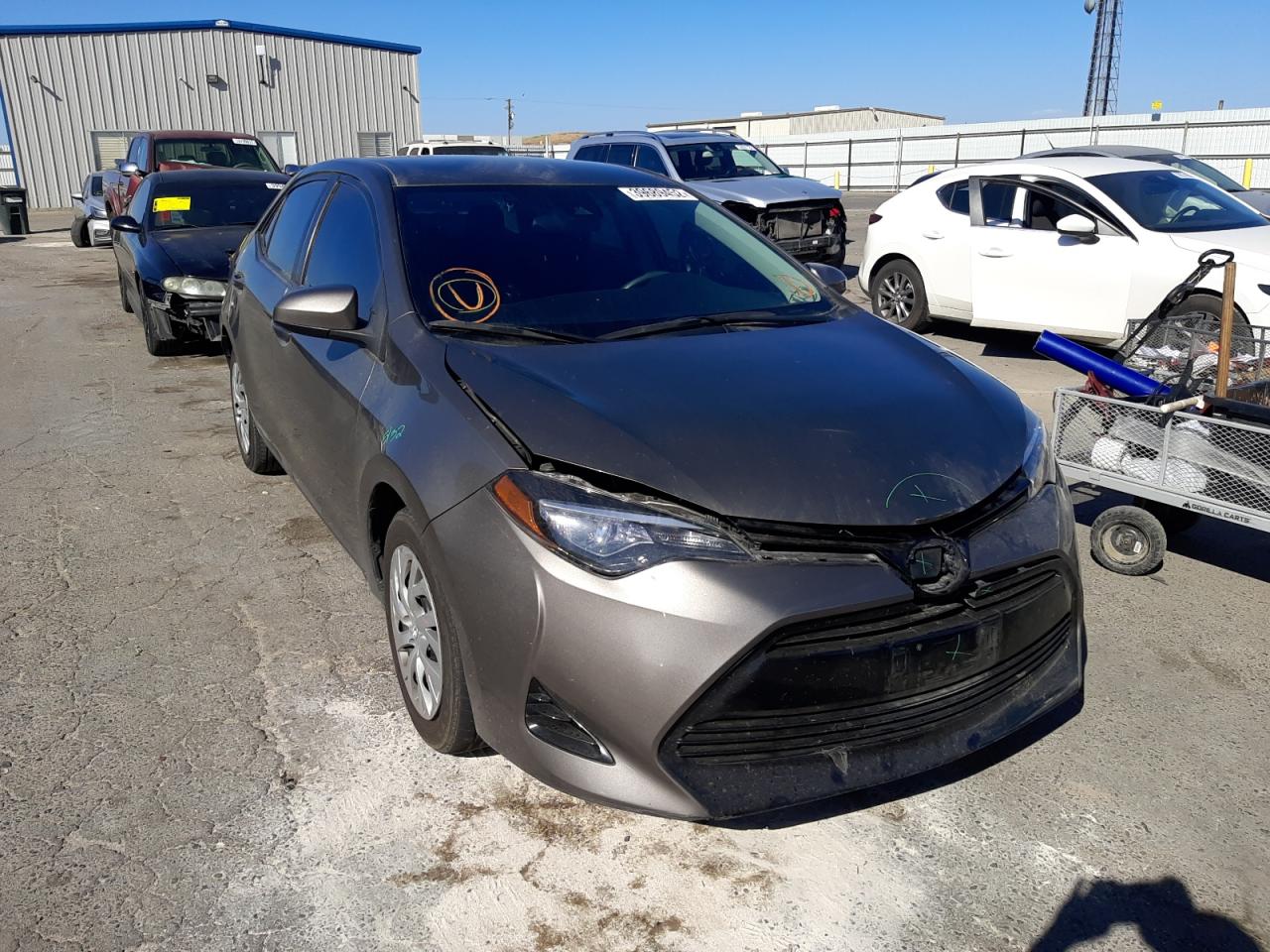 TOYOTA COROLLA L 2017 with VIN 2T1BURHE5HC938322 - Photo from auction
