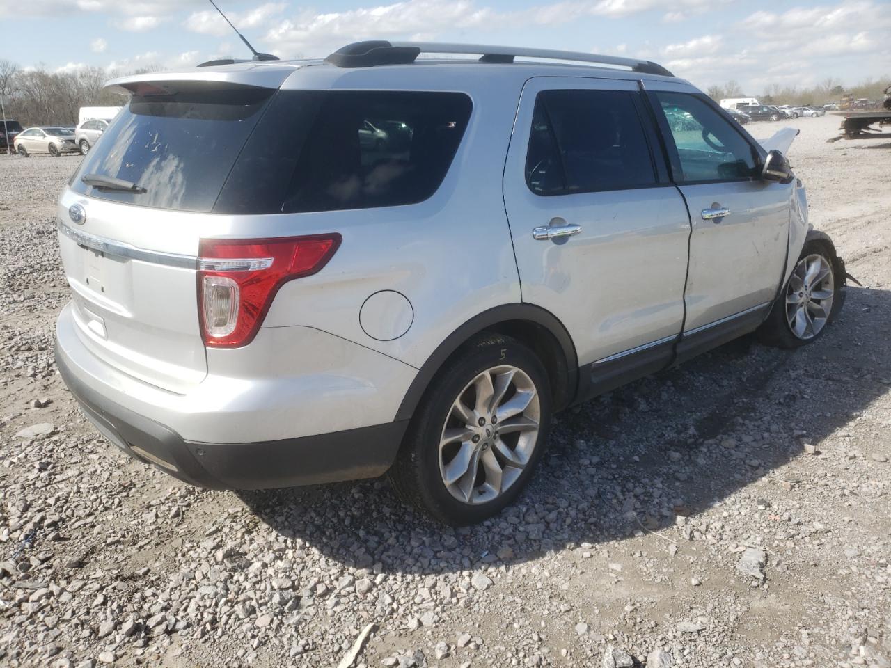 Photo 4 from auction – 2012 FORD EXPLORER X with VIN 1FMHK7D80CGA49325