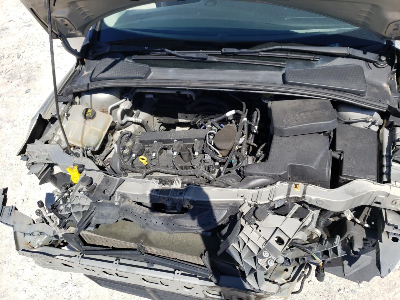 Photo 7 from auction – 2016 FORD FOCUS SE with VIN 1FADP3F21GL216509