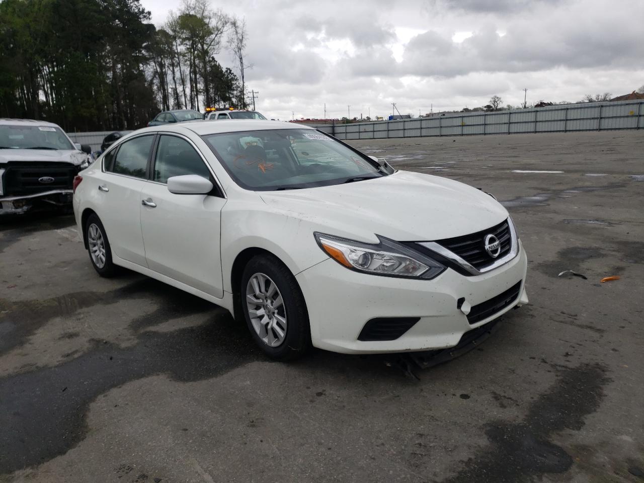 NISSAN ALTIMA 2.5 2018 with VIN 1N4AL3AP3JC476869 - Photo from auction