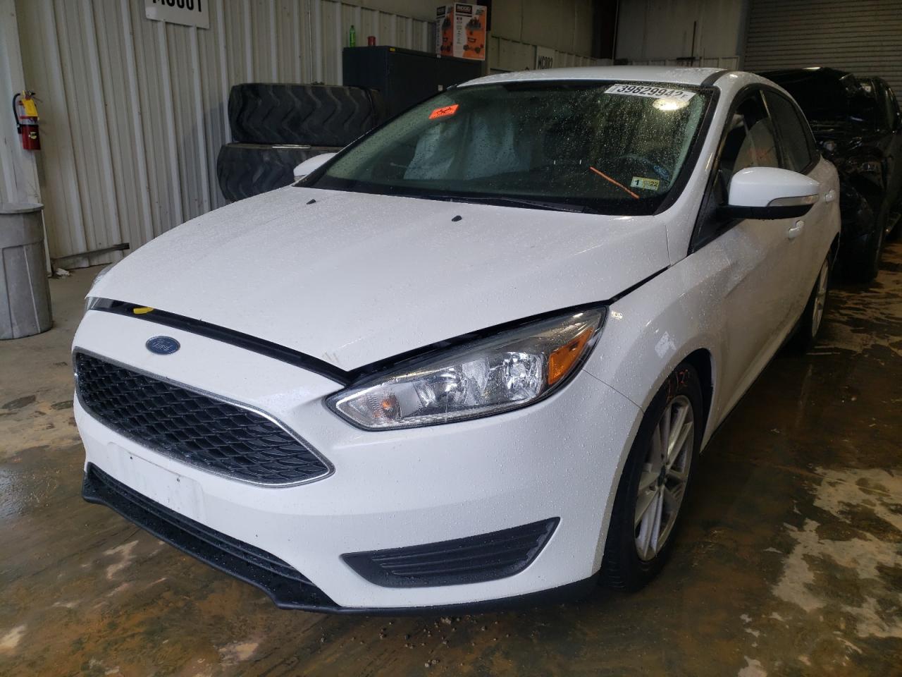Photo 2 from auction – 2017 FORD FOCUS SE with VIN 1FADP3F21HL246501