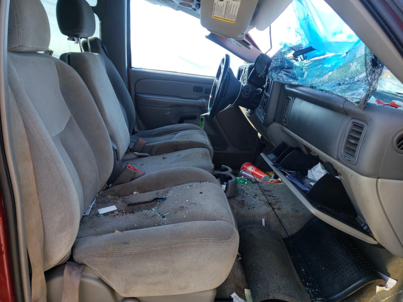 Photo 5 from auction – 2004 GMC YUKON with VIN 1GKEK13TX4J199199
