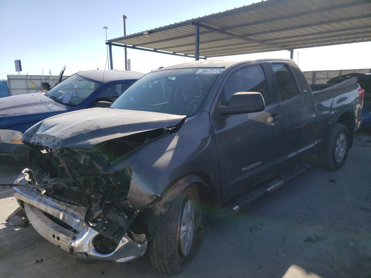 Photo 2 from auction – 2012 TOYOTA TUNDRA DOU with VIN 5TFRM5F15CX041812