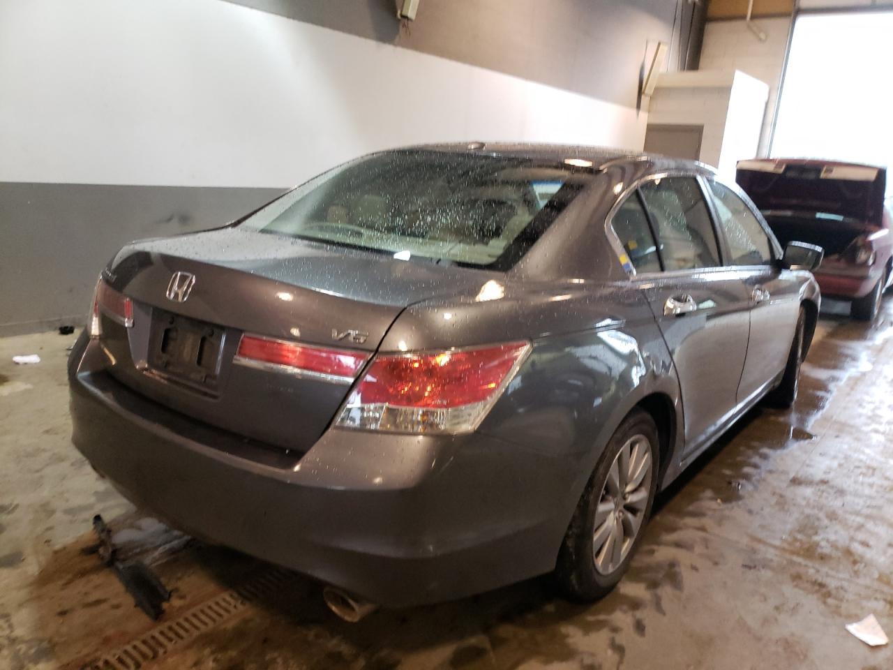 Photo 4 from auction – 2012 HONDA ACCORD EXL with VIN 1HGCP3F8XCA001809