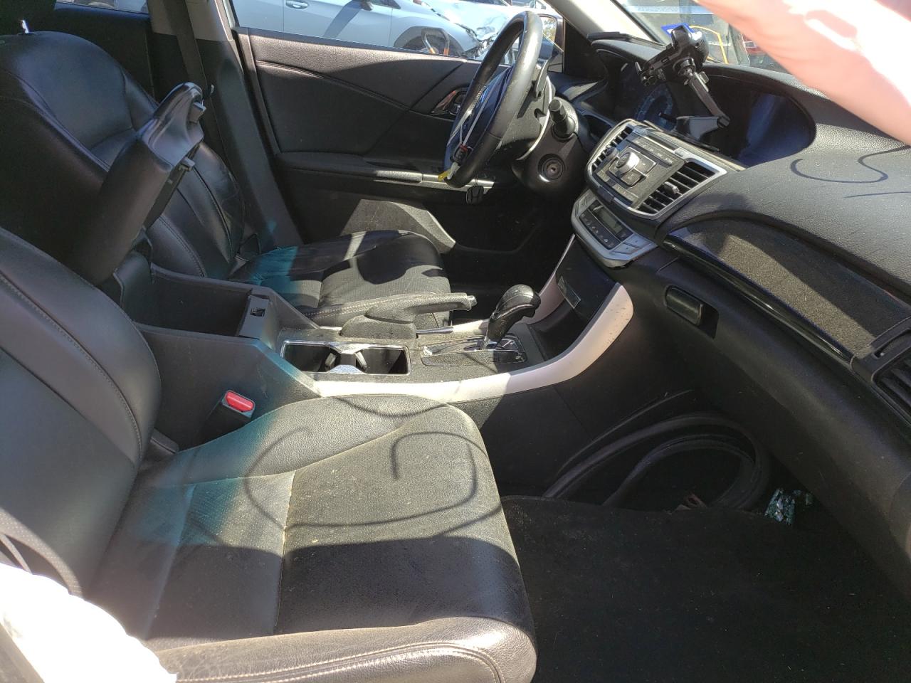 Photo 5 from auction – 2014 HONDA ACCORD SPO with VIN 1HGCR2F53EA047186