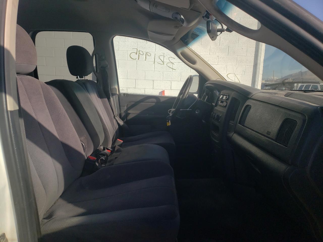 Фото 5 с аукциона – 2002 DODGE RAM 1500 с VIN 3D7HA18N52G131712