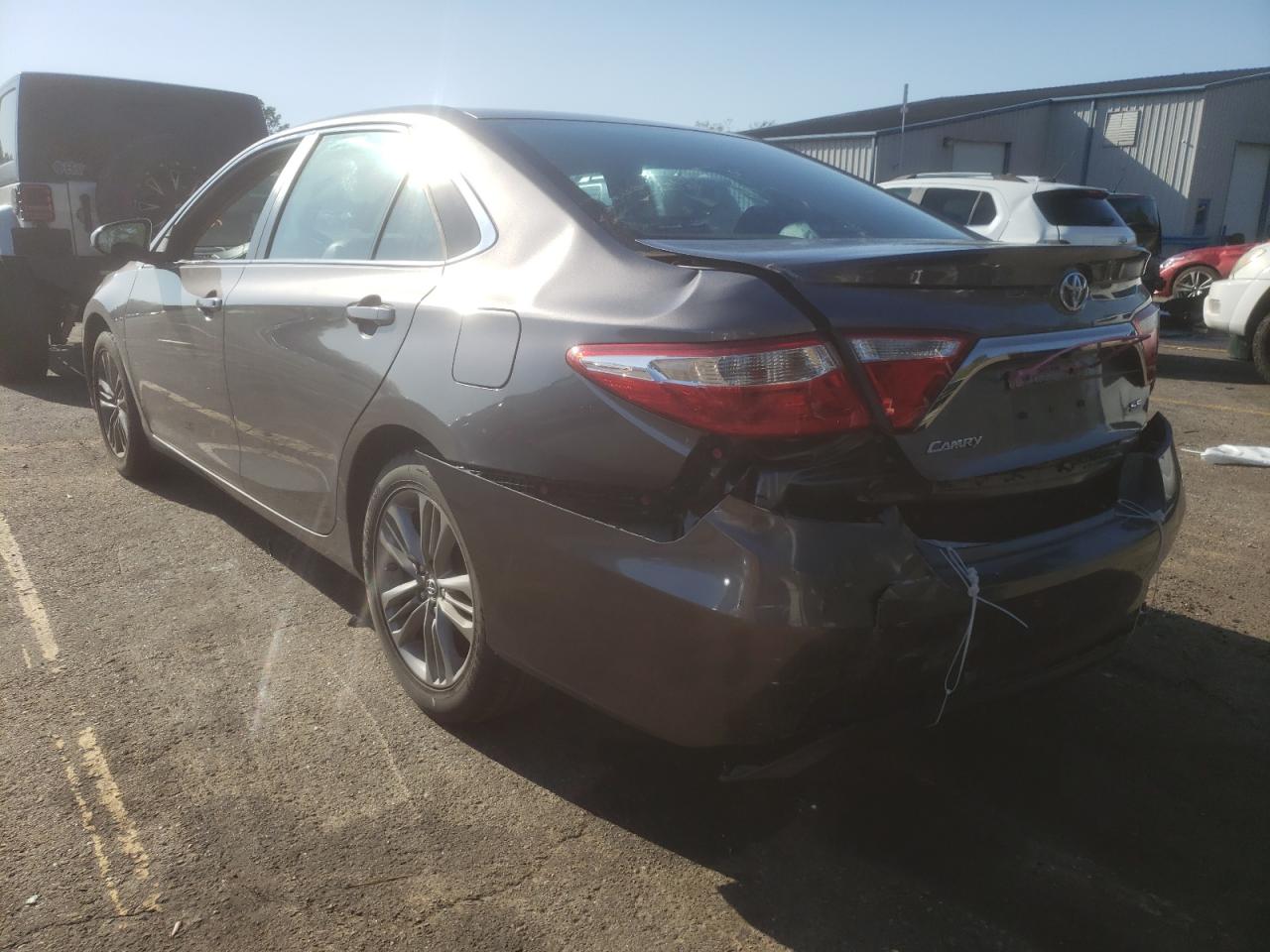 Photo 3 from auction – 2017 TOYOTA CAMRY LE with VIN 4T1BF1FK5HU300672