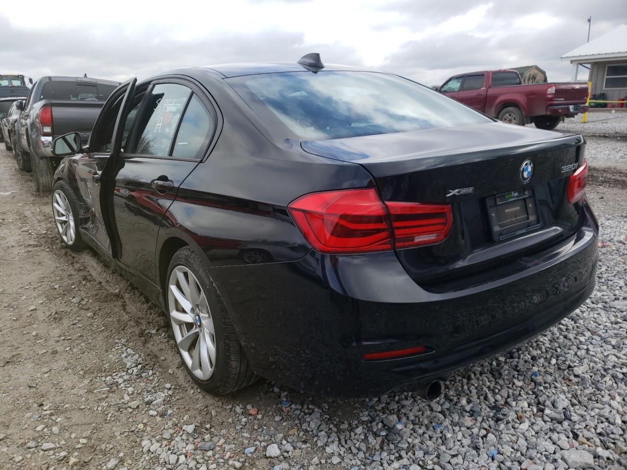 Photo 3 from auction – 2016 BMW 320 XI with VIN WBA8E5G5XGNU21432