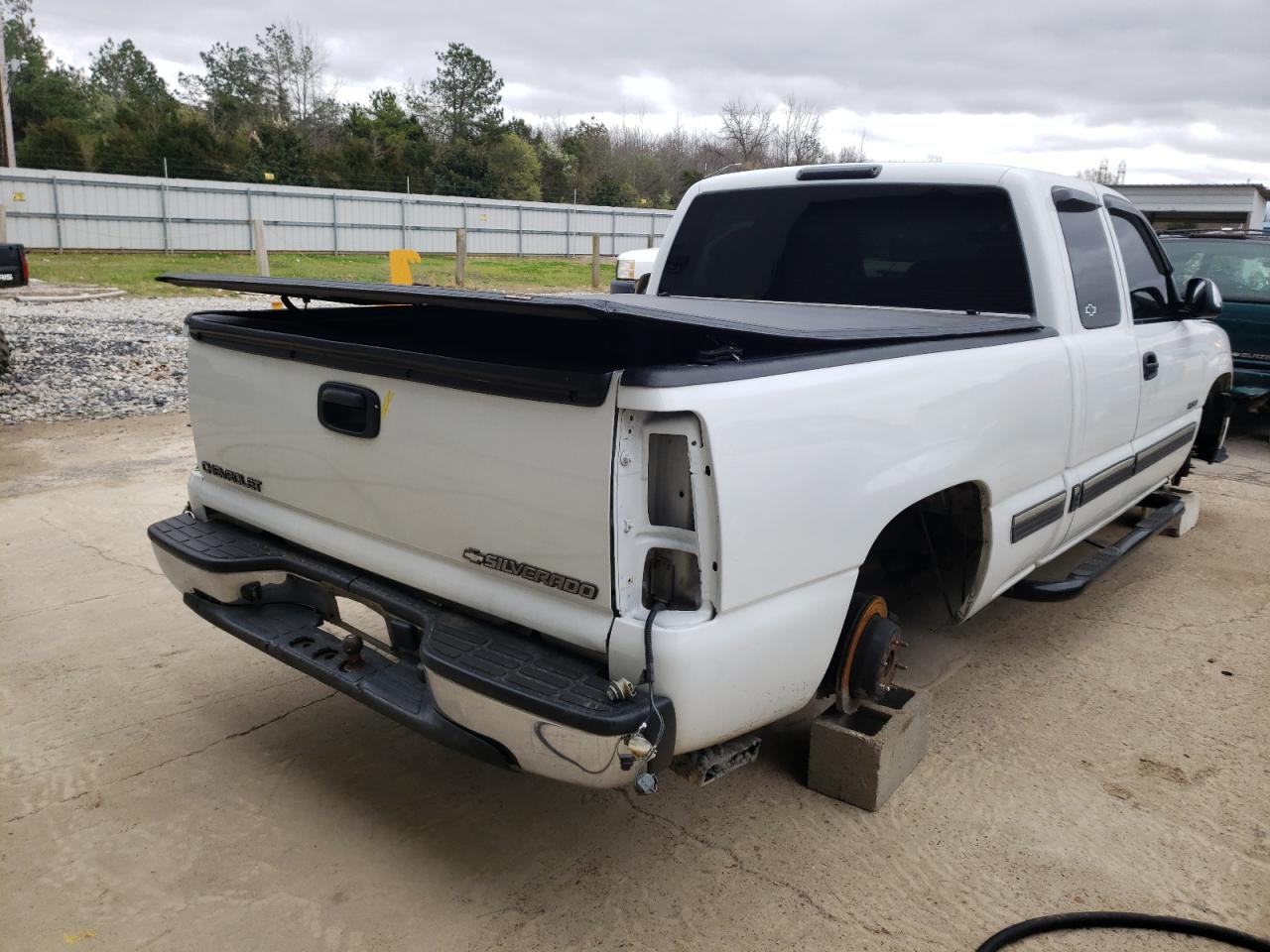 Photo 4 from auction – 2001 CHEVROLET SILVERADO with VIN 2GCEC19V811224785