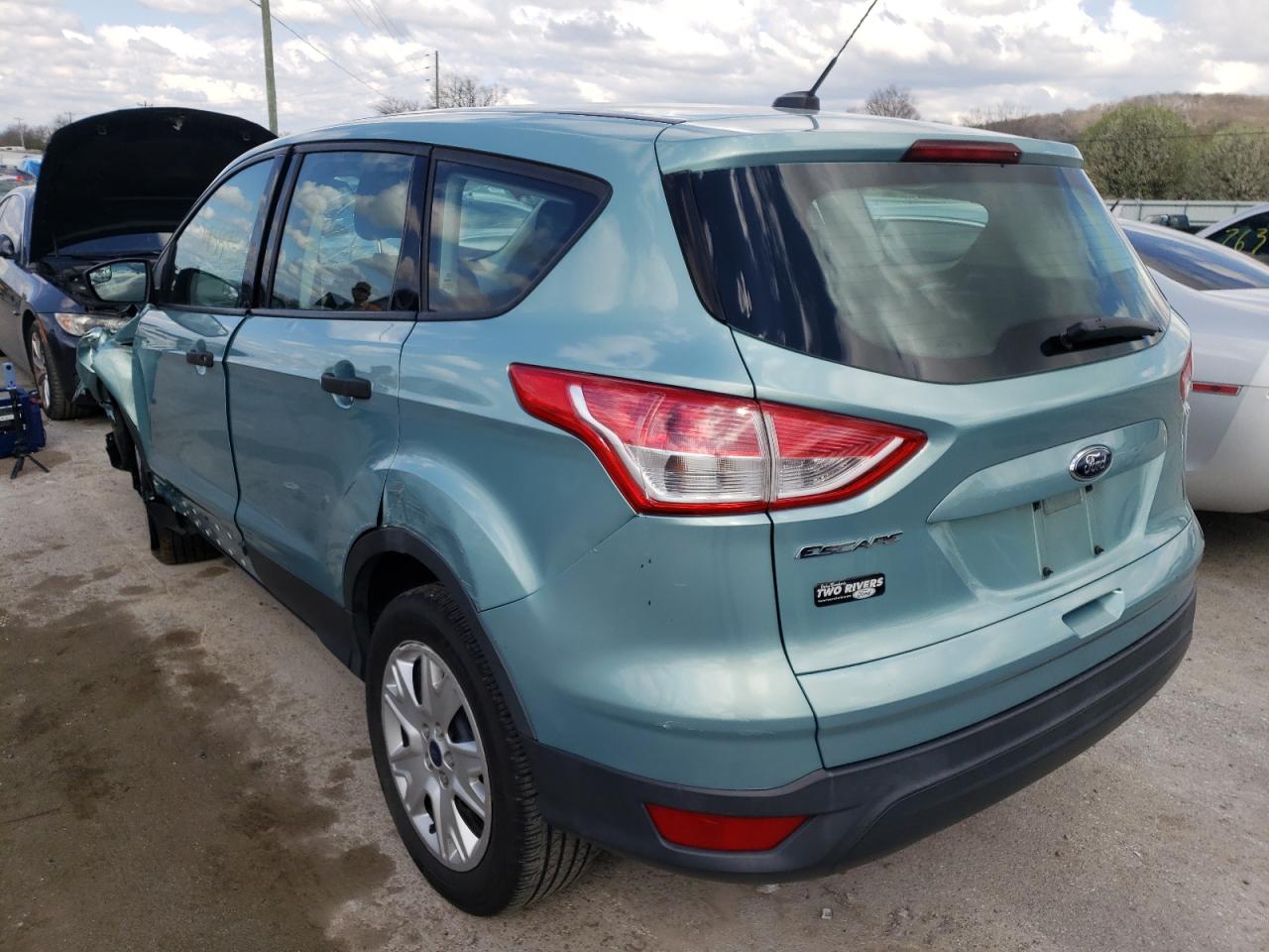 Photo 3 from auction – 2013 FORD ESCAPE S with VIN 1FMCU0F76DUC51959