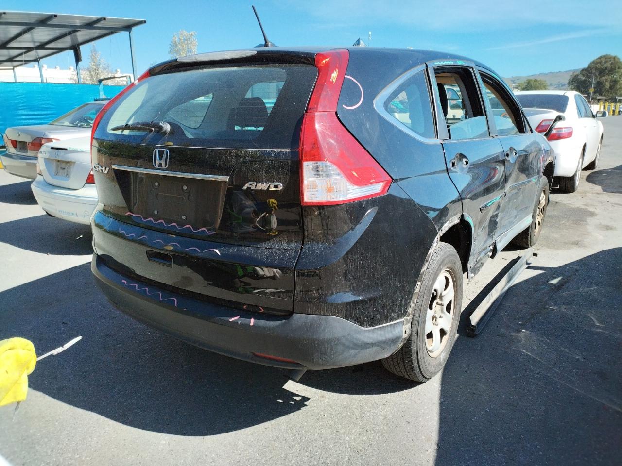 Photo 4 from auction – 2013 HONDA CRV with VIN 2HKRM4H36DH648629