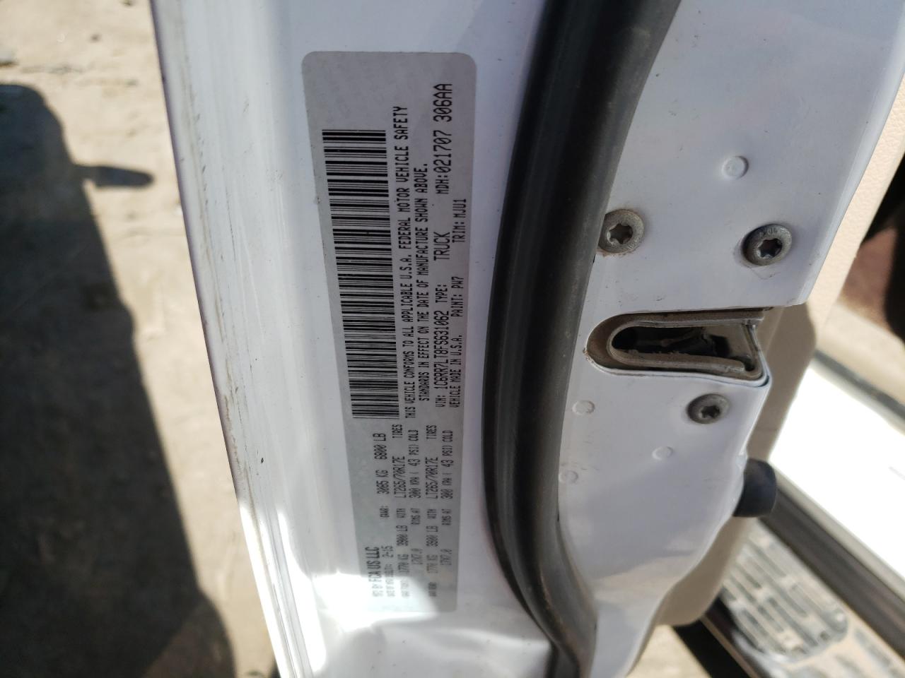 Фото 10 с аукциона – 2015 RAM 1500 SLT с VIN 1C6RR7LT8FS631062