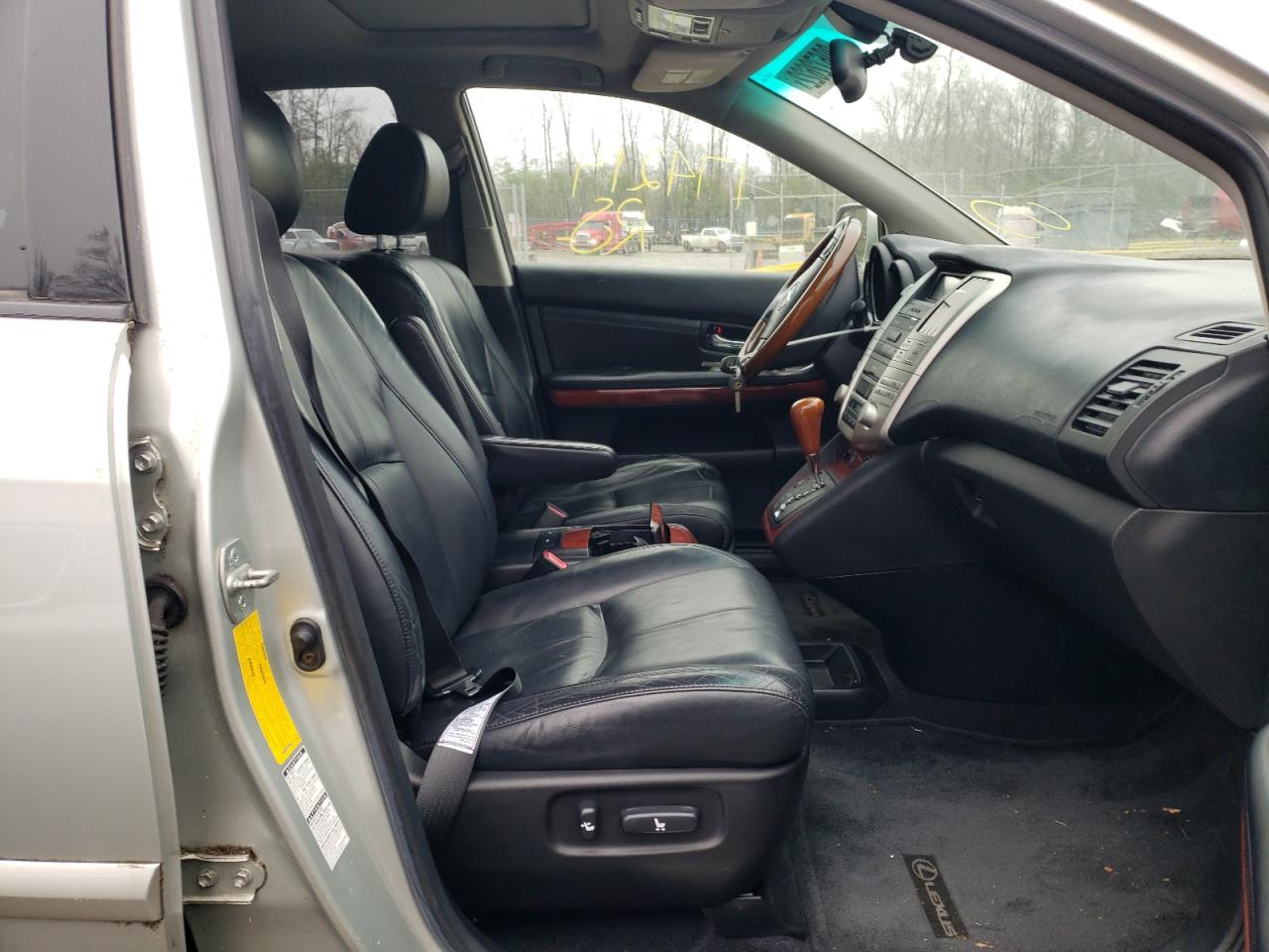 Photo 5 from auction – 2004 LEXUS RX 330 with VIN JTJHA31U040005480
