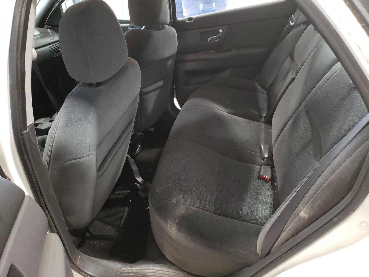 Photo 6 from auction – 2000 FORD TAURUS SEL with VIN 1FAFP56S2YA209442