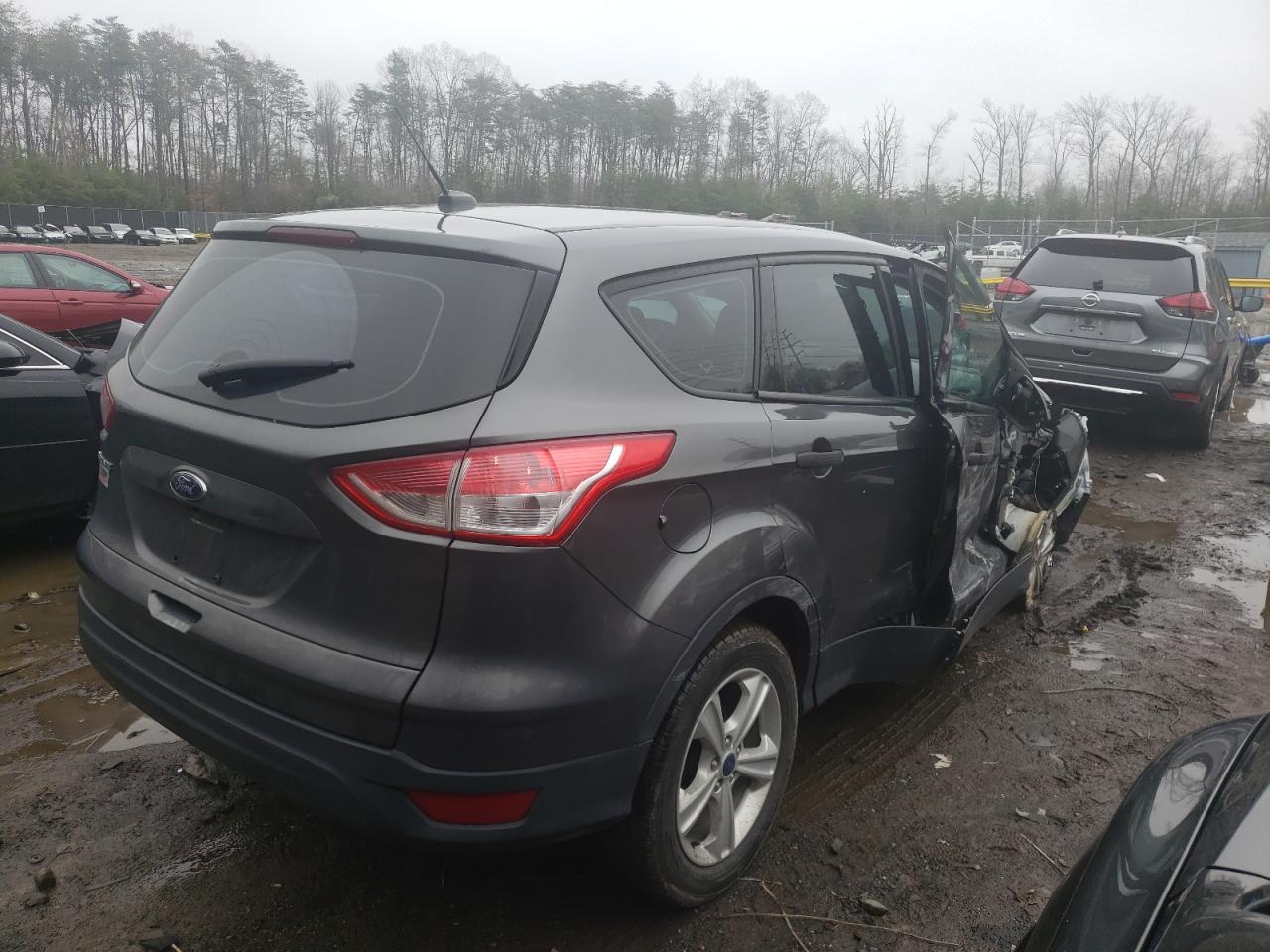 Photo 4 from auction – 2015 FORD ESCAPE S with VIN 1FMCU0F78FUA74673
