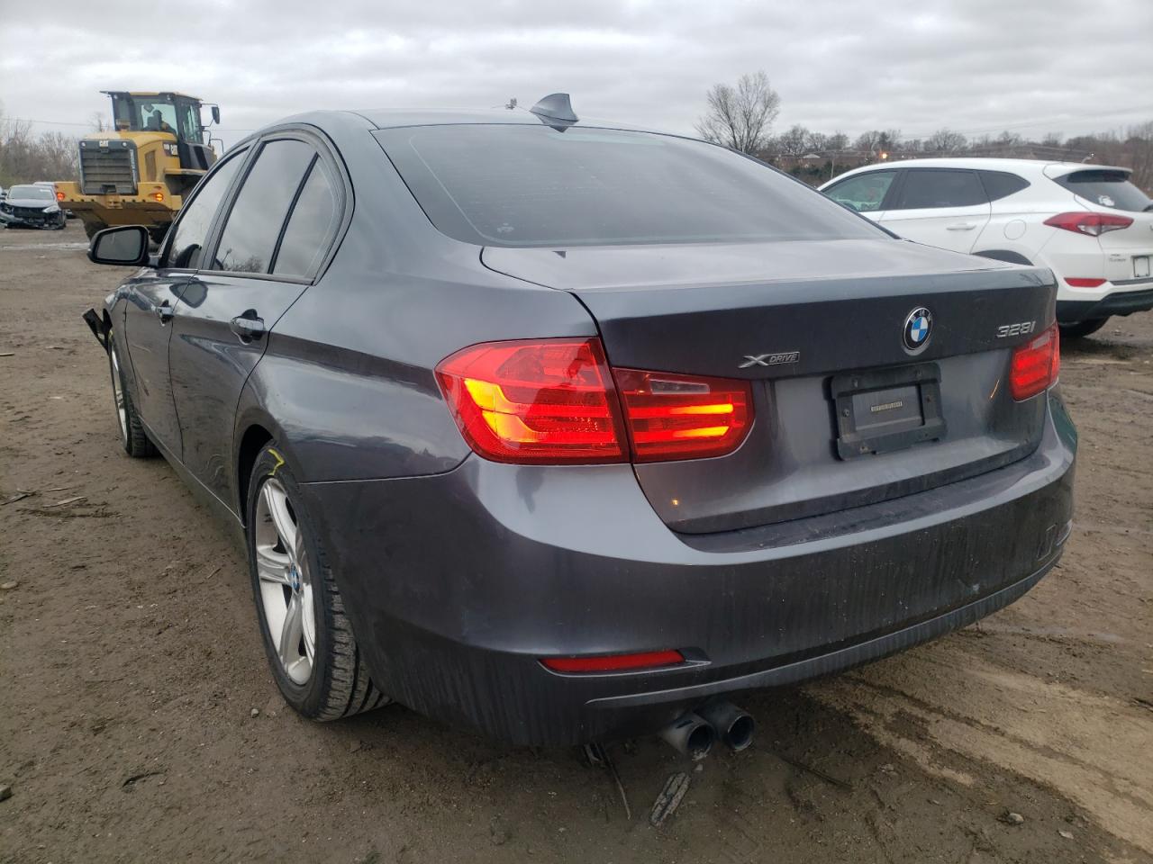Photo 3 from auction – 2013 BMW 328 XI with VIN WBA3B3G54DNR79859