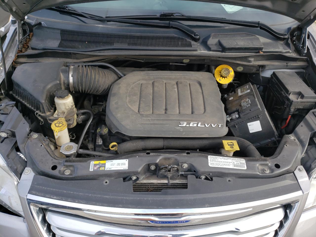 Photo 7 from auction – 2014 CHRYSLER TOWN & COU with VIN 2C4RC1BG6ER157768