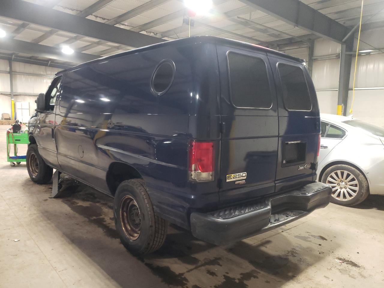 Photo 3 from auction – 2013 FORD ECONOLINE with VIN 1FTNE2EW0DDB00971