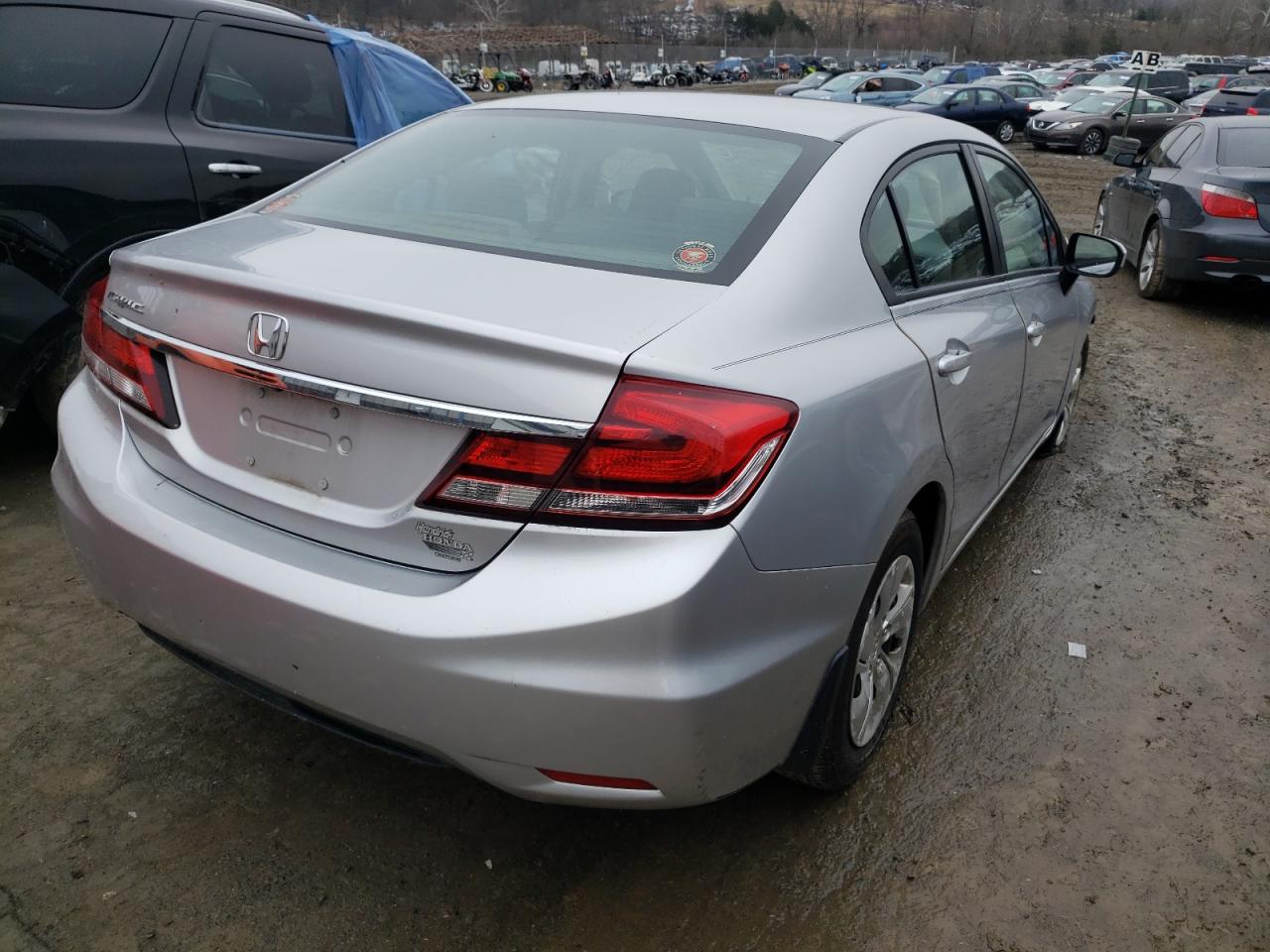 Photo 4 from auction – 2015 HONDA CIVIC LX with VIN 19XFB2F58FE038286