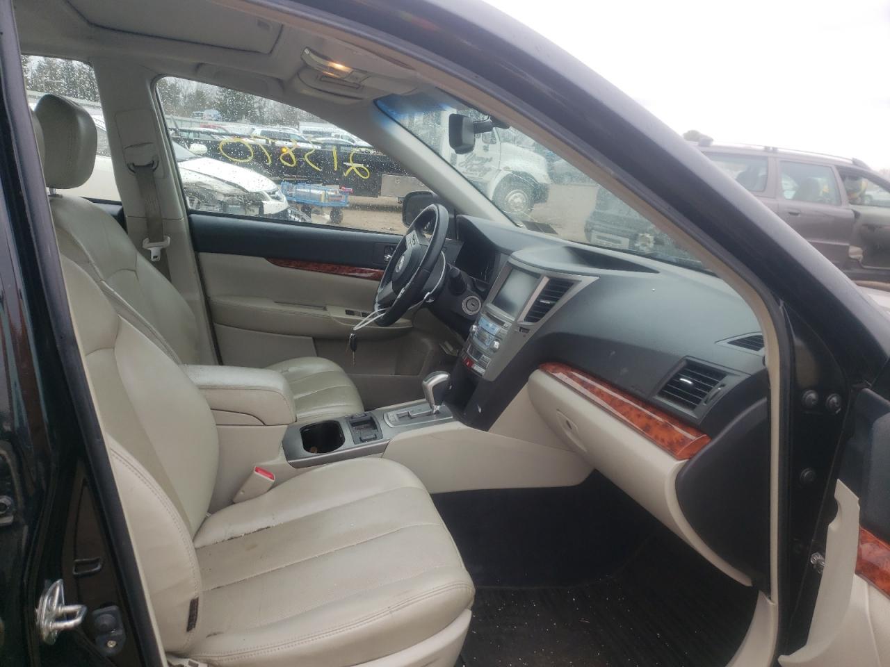 Photo 5 from auction – 2010 SUBARU LEGACY 3.6 with VIN 4S3BMDL66A2235061