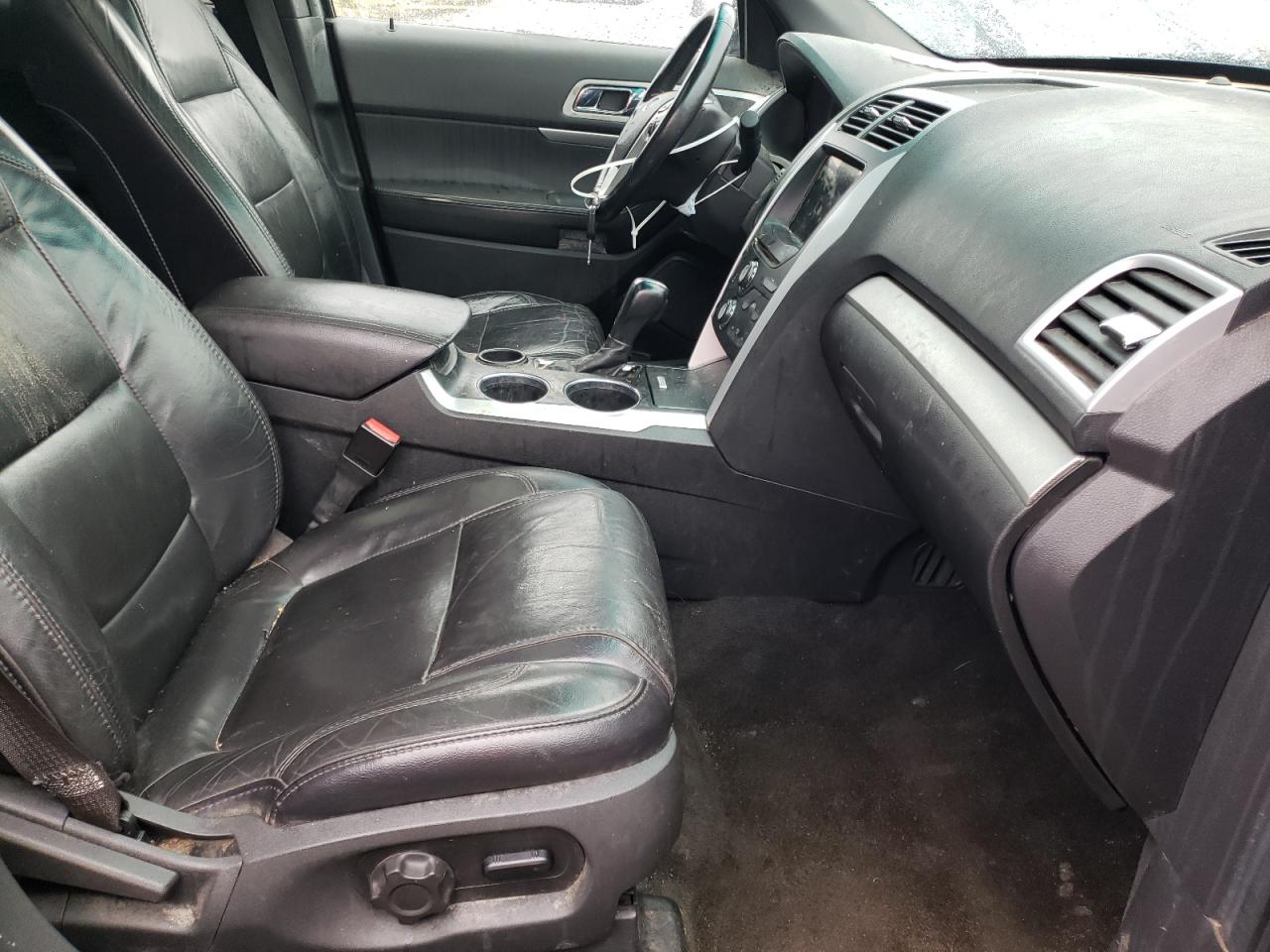 Photo 5 from auction – 2011 FORD EXPLORER X with VIN 1FMHK7D84BGA79488