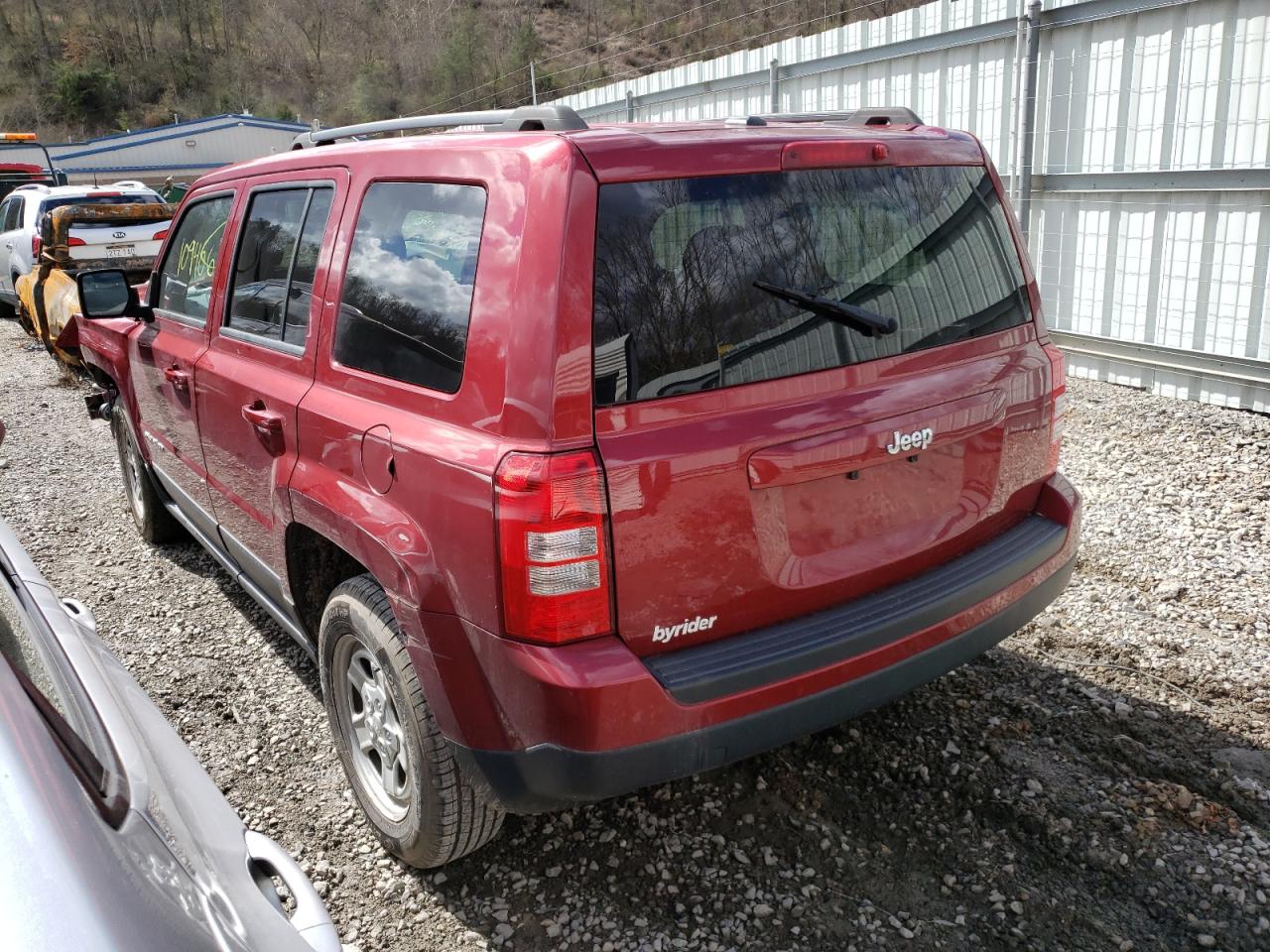 Photo 3 from auction – 2016 JEEP PATRIOT with VIN 1C4NJPBA0GD550500