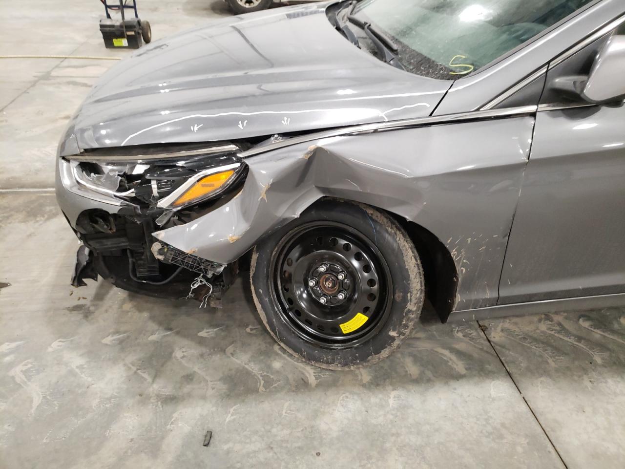 Photo 9 from auction – 2019 HYUNDAI SONATA SE with VIN 5NPE24AF3KH729688