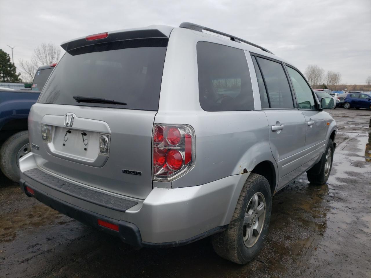 Photo 4 from auction – 2006 HONDA PILOT EX with VIN 2HKYF18506H003435