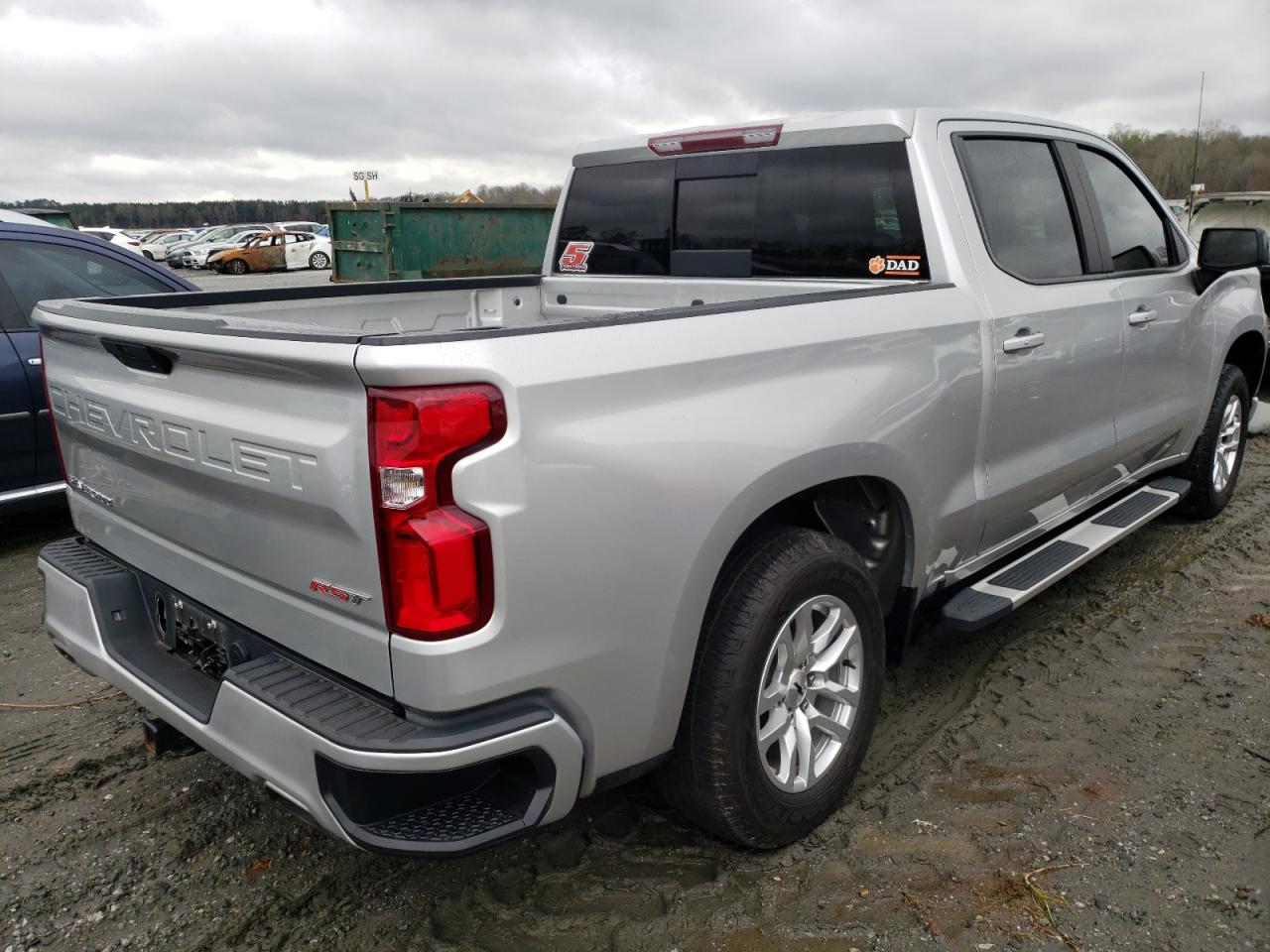 Photo 4 from auction – 2019 CHEVROLET SILVERADO with VIN 3GCUYEED7KG255598