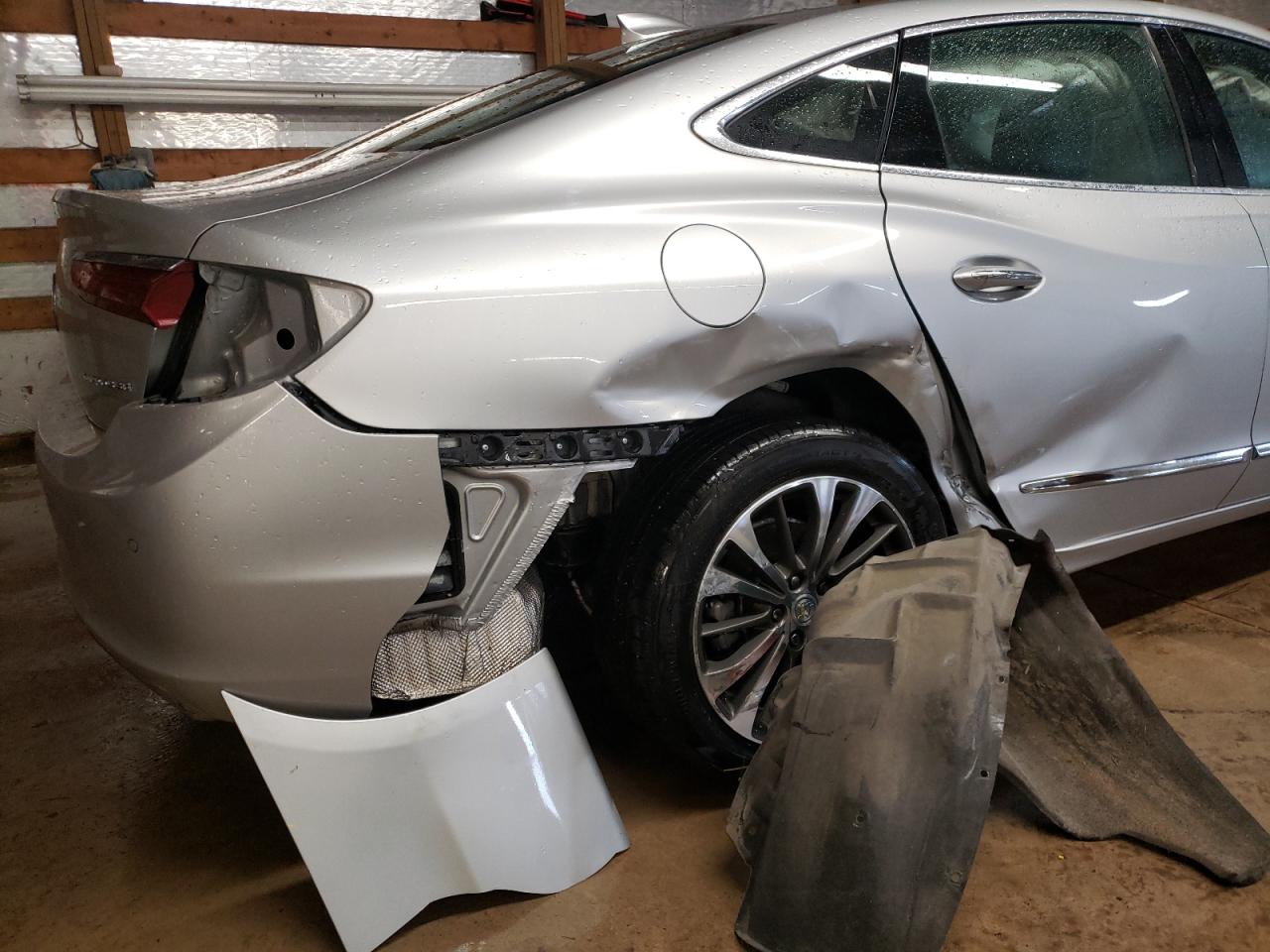 Photo 9 from auction – 2017 BUICK LACROSSE E with VIN 1G4ZP5SS5HU140818