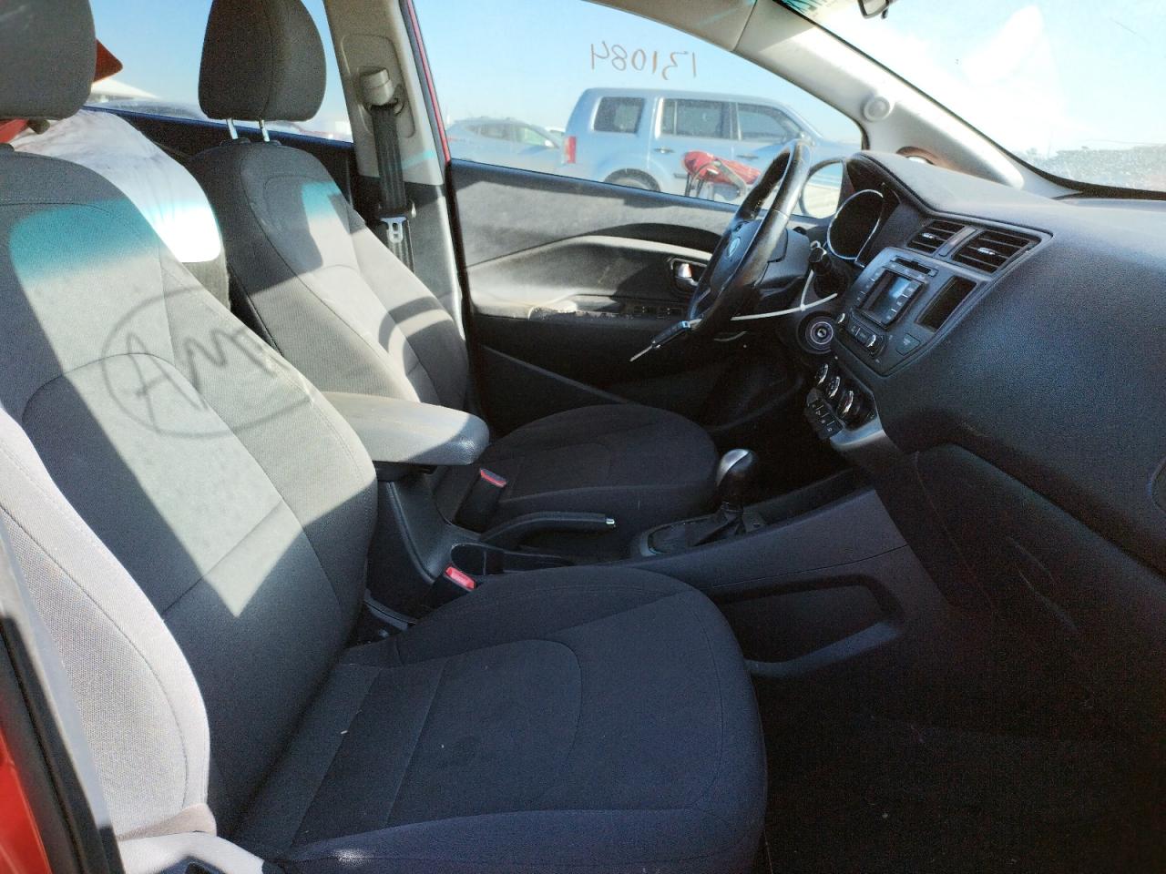 Photo 5 from auction – 2015 KIA RIO EX with VIN KNADN4A39F6445004
