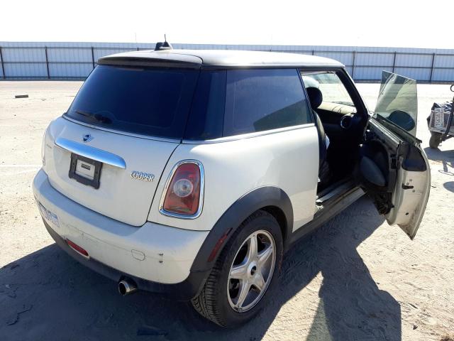 Photo 4 from auction – 2008 MINI COOPER with VIN WMWMF33598TT59735