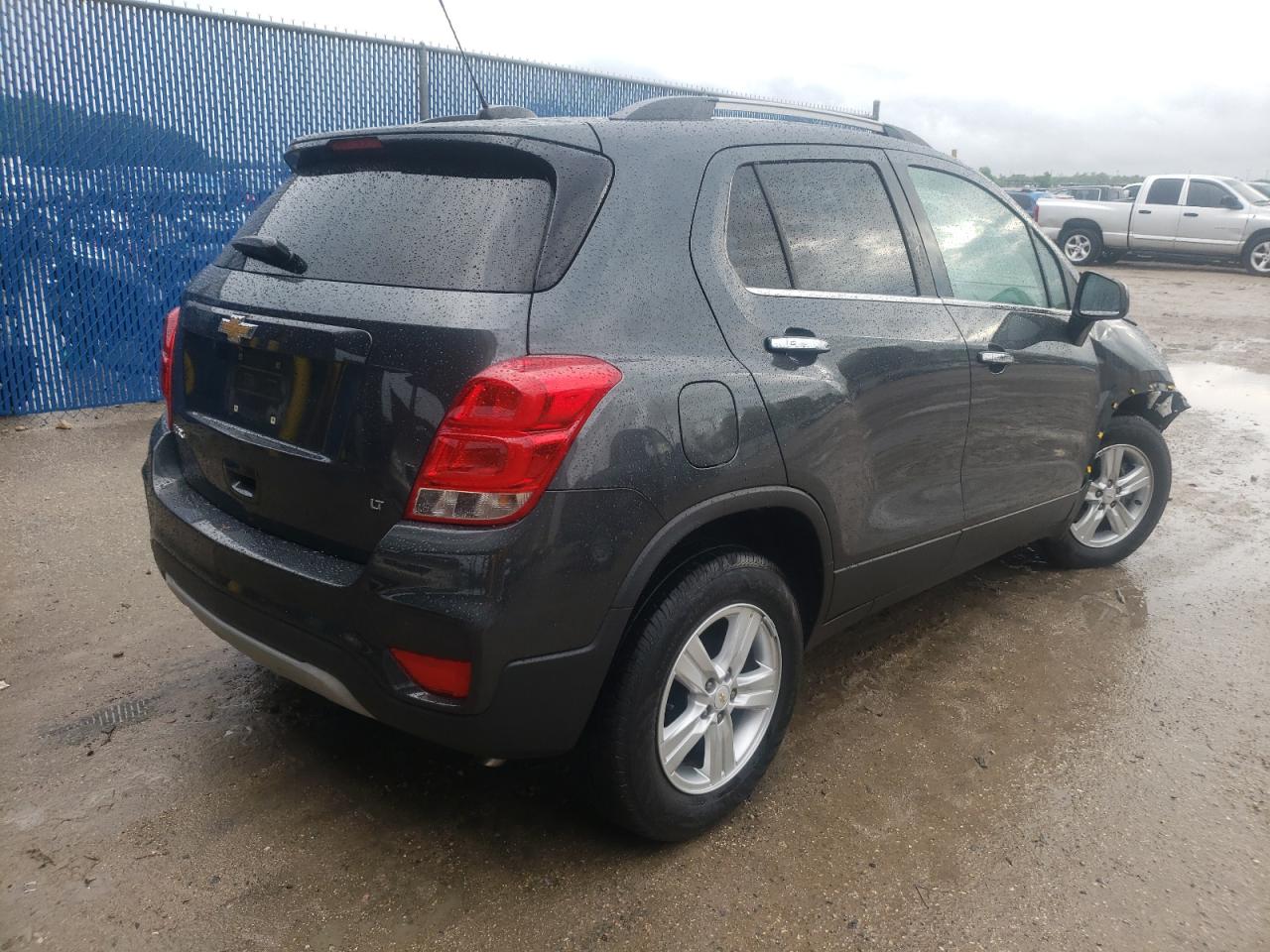 Photo 4 from auction – 2017 CHEVROLET TRAX 1LT with VIN KL7CJLSB6HB150587