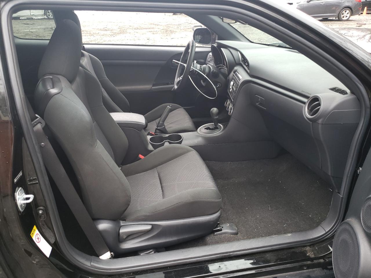 Photo 5 from auction – 2011 TOYOTA SCION TC with VIN JTKJF5C79B3021805
