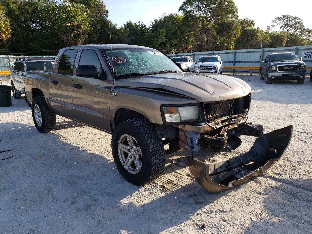 DODGE DAKOTA SXT 2010 с VIN 1D7CE3GP3AS166107 - Фото с аукциона