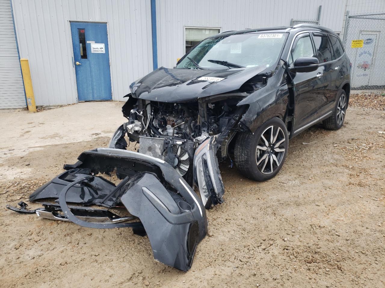 Photo 2 from auction – 2019 HONDA PILOT ELIT with VIN 5FNYF6H06KB020654