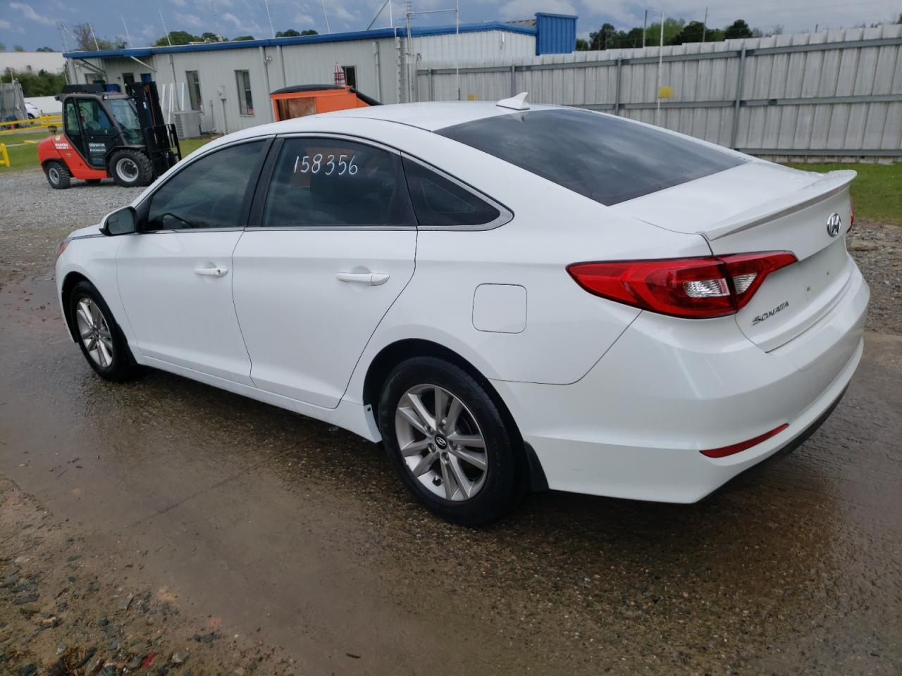 Photo 3 from auction – 2016 HYUNDAI SONATA SE with VIN 5NPE24AF1GH290059