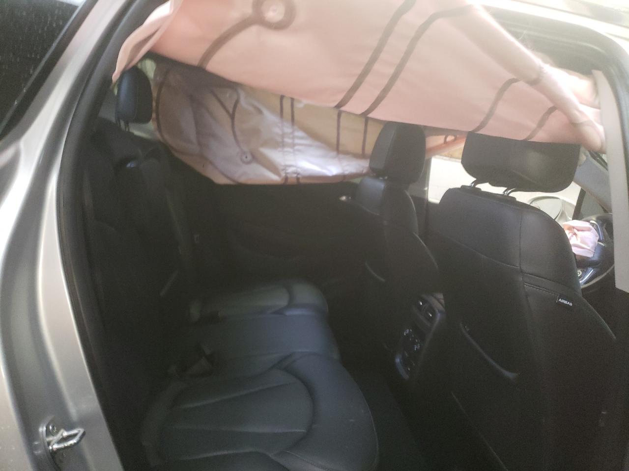 Photo 6 from auction – 2019 BUICK ENVISION E with VIN LRBFX2SA0KD088615