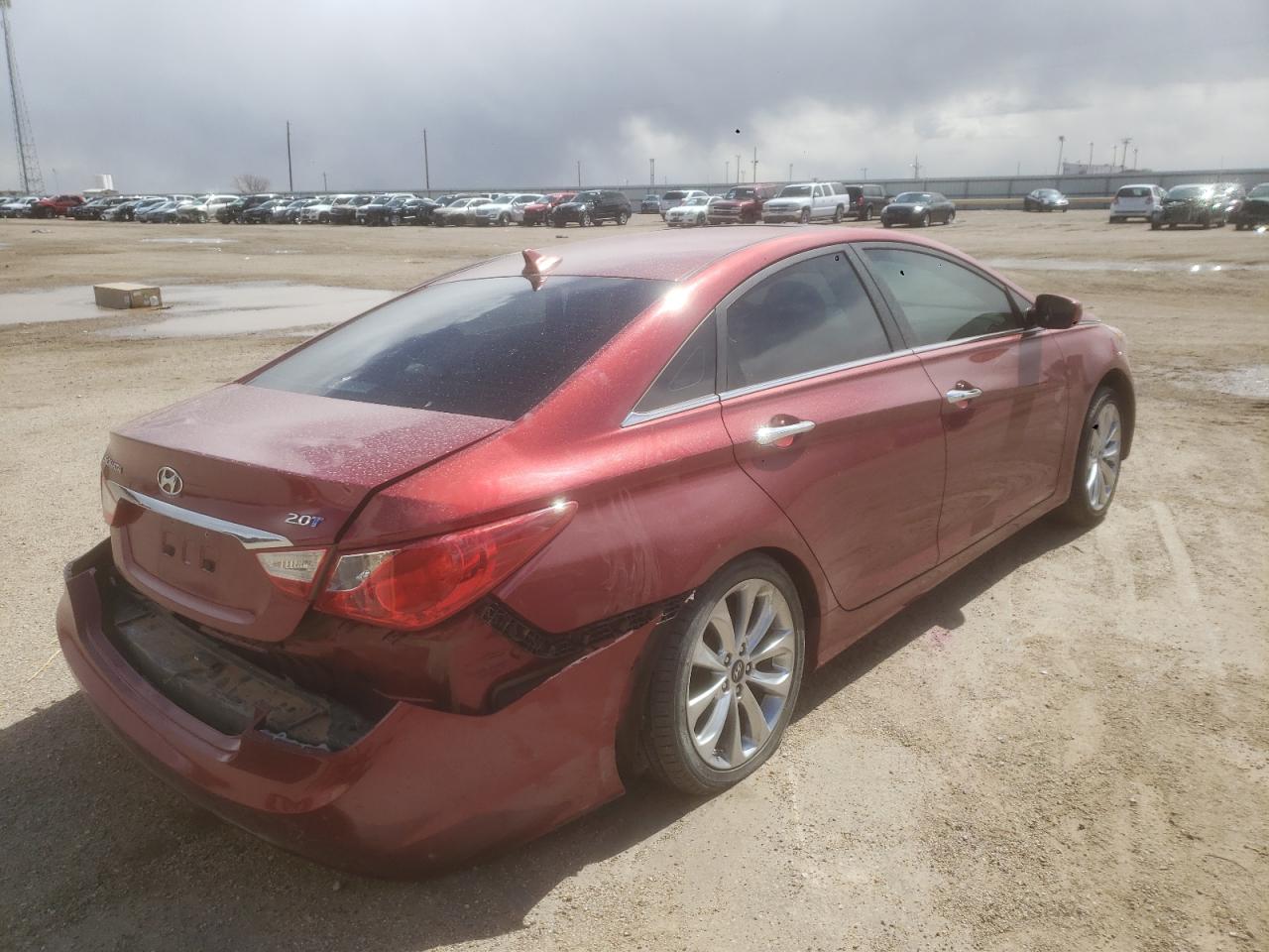 Photo 4 from auction – 2011 HYUNDAI SONATA SE with VIN 5NPEC4AB2BH316753
