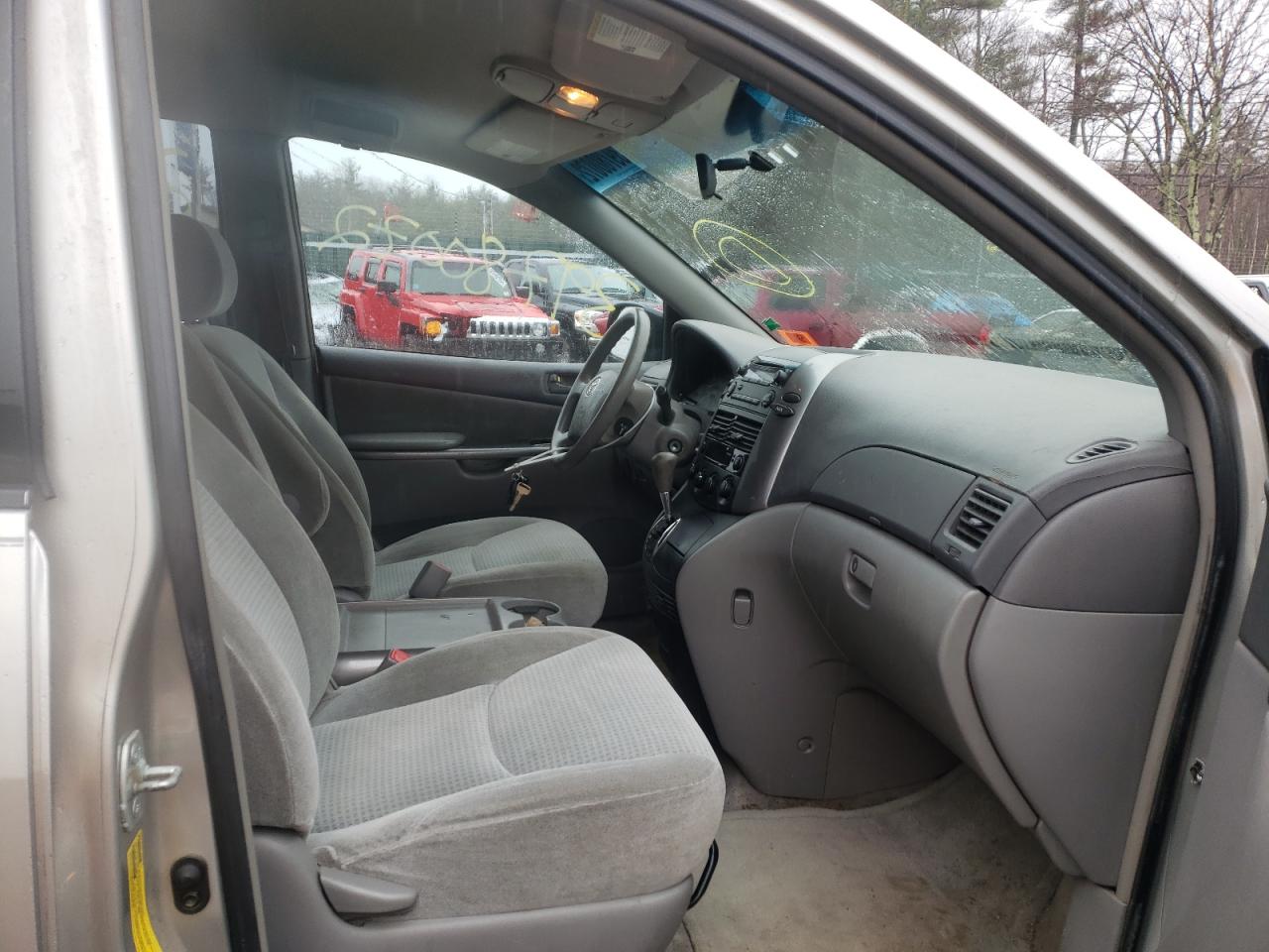 Photo 5 from auction – 2006 TOYOTA SIENNA with VIN 5TDZA23C06S453515