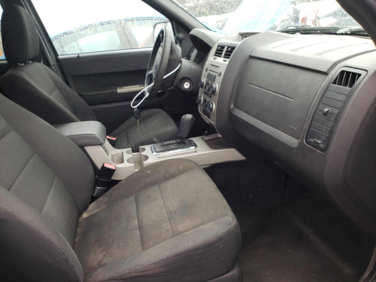 Photo 5 from auction – 2009 FORD ESCAPE XLT with VIN 1FMCU93G89KC12821